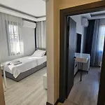 Aparthotel Cicek 3*