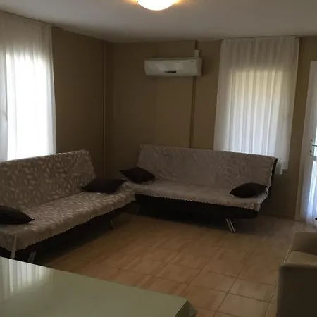 奇赛特公寓酒店 Çeşme