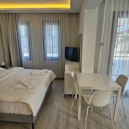 Cicek Apart-hotel Çeşme