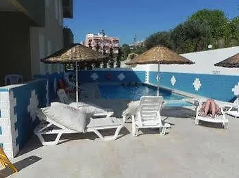 奇赛特公寓酒店 3*