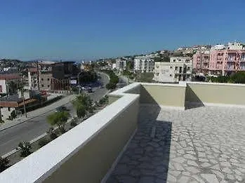 Cicek Apartmanhotel Çeşme