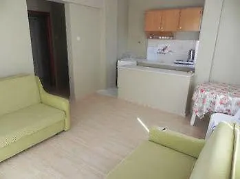 Cicek Apartmanhotel 3*