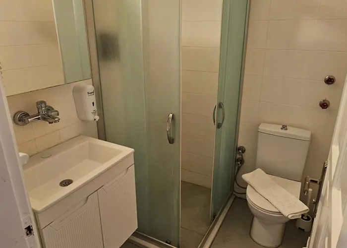 Apart-hotel Cicek 3*