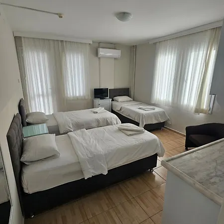 Cicek מלון דירות Çeşme