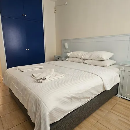 Cicek アパートホテル 3*