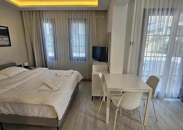 Cicek Hotel apartamentowy Çeşme
